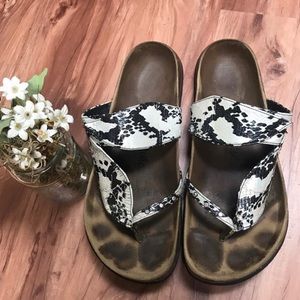Birkenstock leaf thong sandal size 42